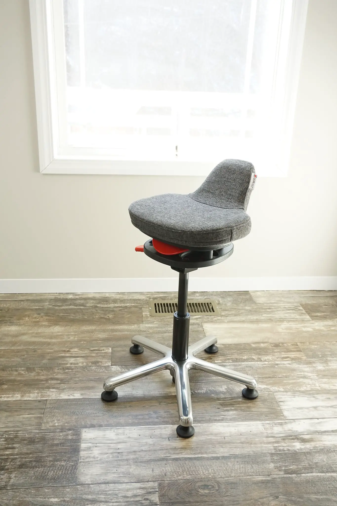 Discover The Benefits Of Active Sitting With the QOR360