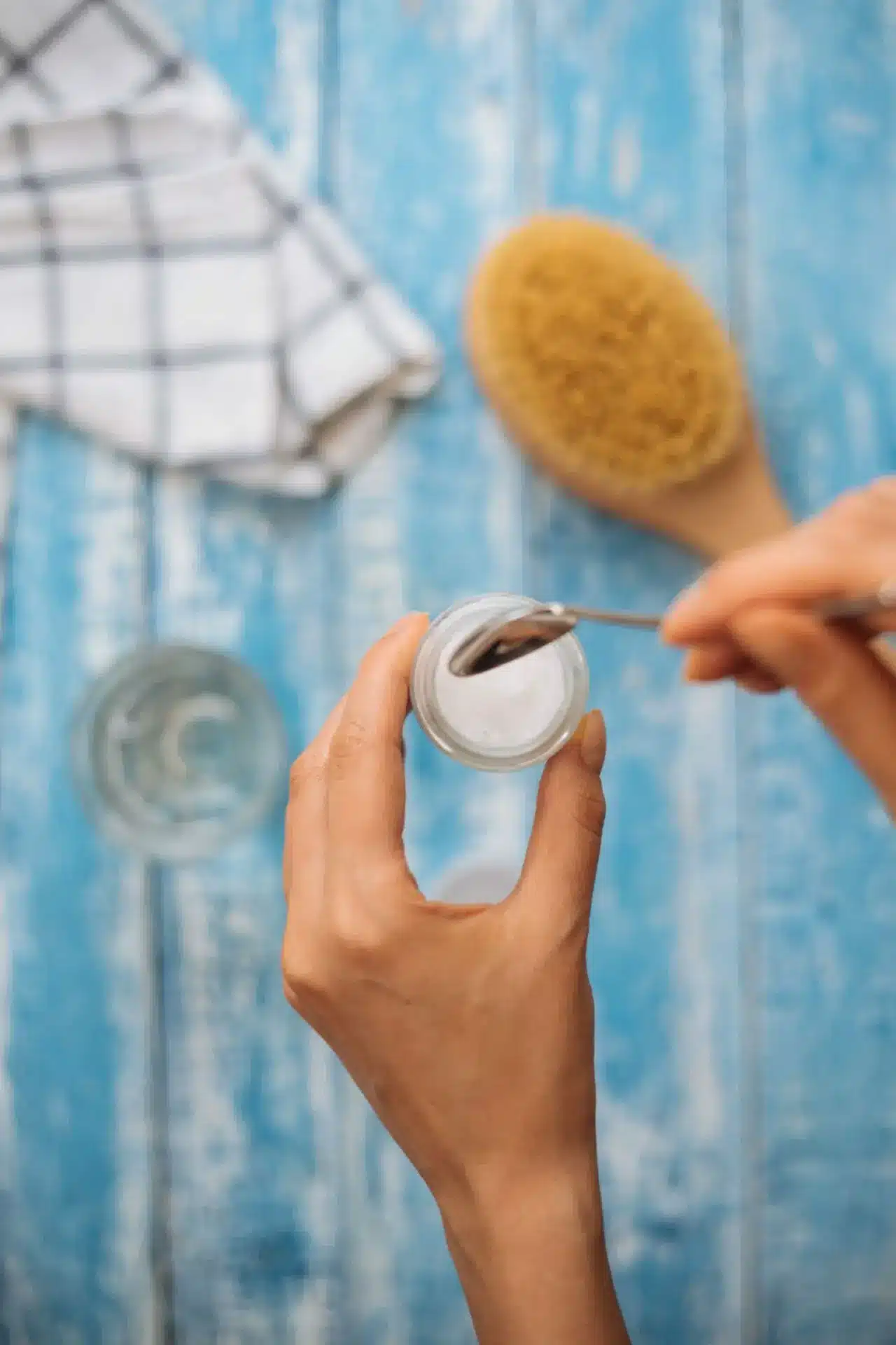 Can you put body butter in your hair?