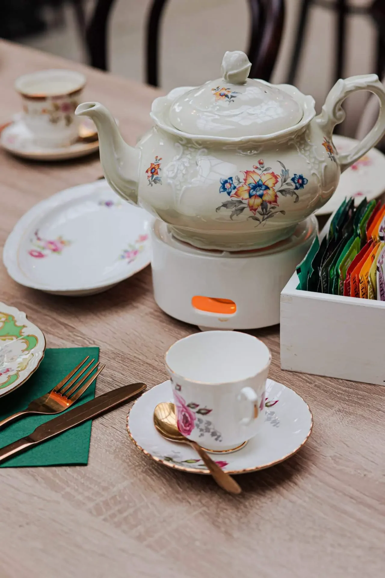 The Best Tips and Tricks for Hosting a Kitchen Tea Party