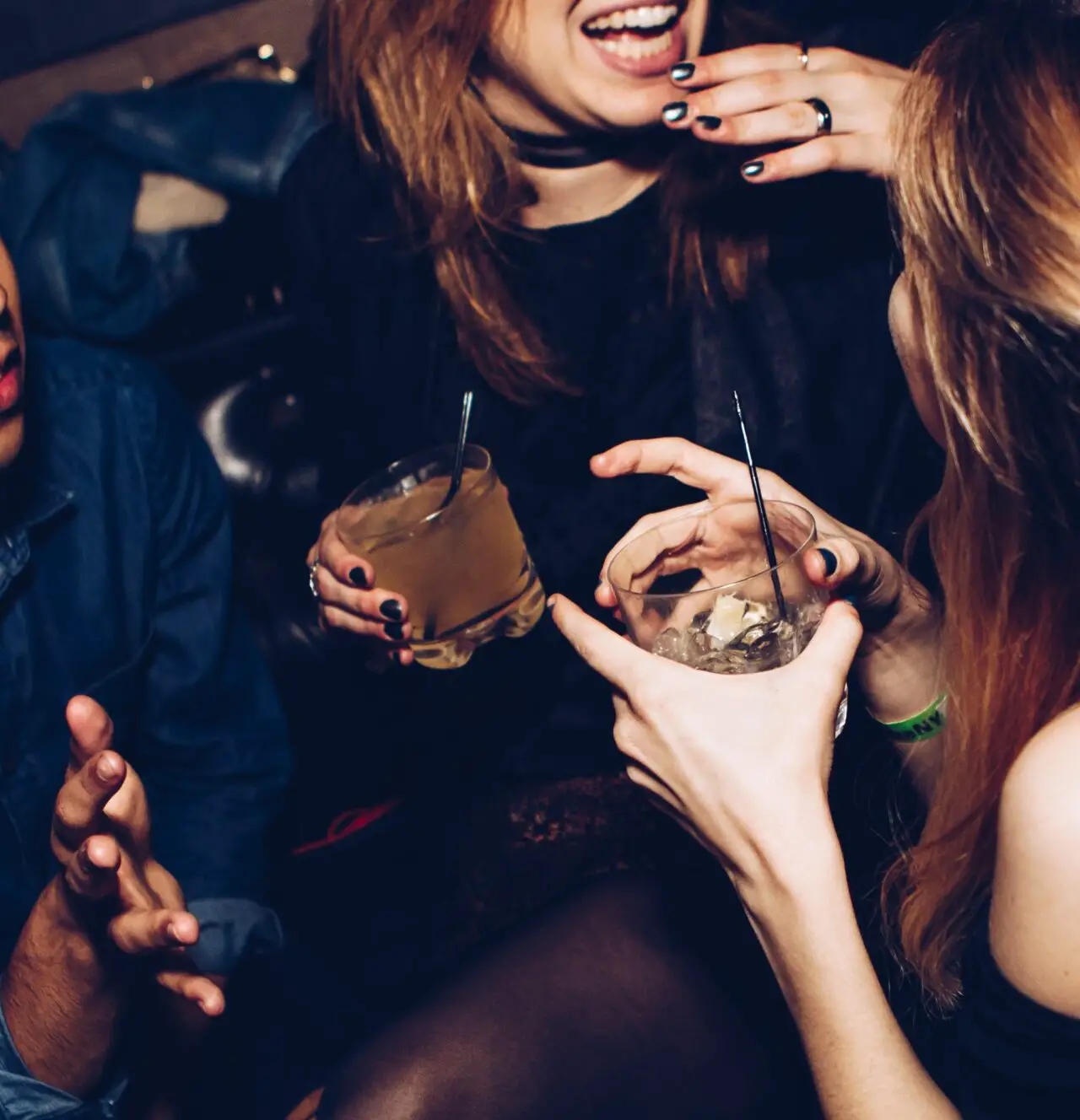 Tips On How To Stand Out At Social Gatherings And Parties